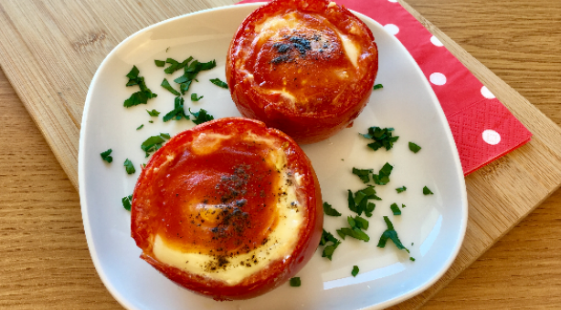 Stuffed Tomato with Egg