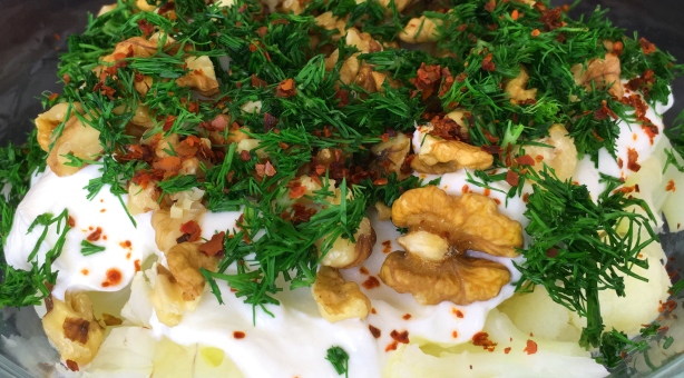 Cauliflower Salad with Walnut