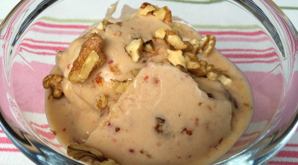 Easy Ice Cream with Peach